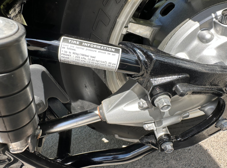 Мотоцикл Yamaha Drag Star 1100 с пробегом 8976 миль