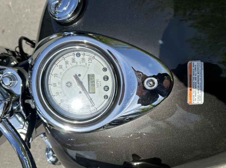 Мотоцикл Yamaha Drag Star 1100 с пробегом 8976 миль