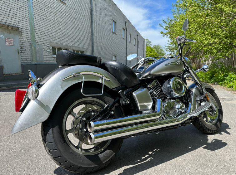 Мотоцикл Yamaha Drag Star 1100 с пробегом 8976 миль