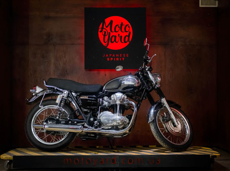 Мотоцикл Kawasaki W650 Состояние нового с пробегом 23375 км