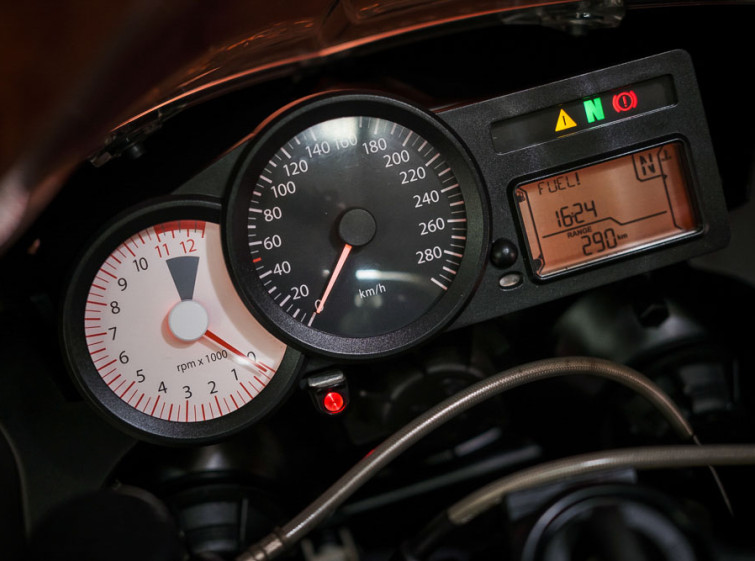 Мотоцикл BMW K1200S ABS Traction с пробегом 53284 км