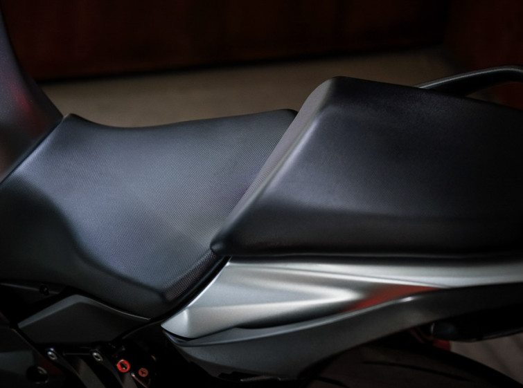 Мотоцикл Kawasaki Ninja Z1000SX ABS Traction Состояние нового с пробегом 22437 км