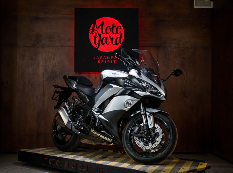 Мотоцикл Kawasaki Ninja Z1000SX ABS Traction Состояние нового с пробегом 22437 км