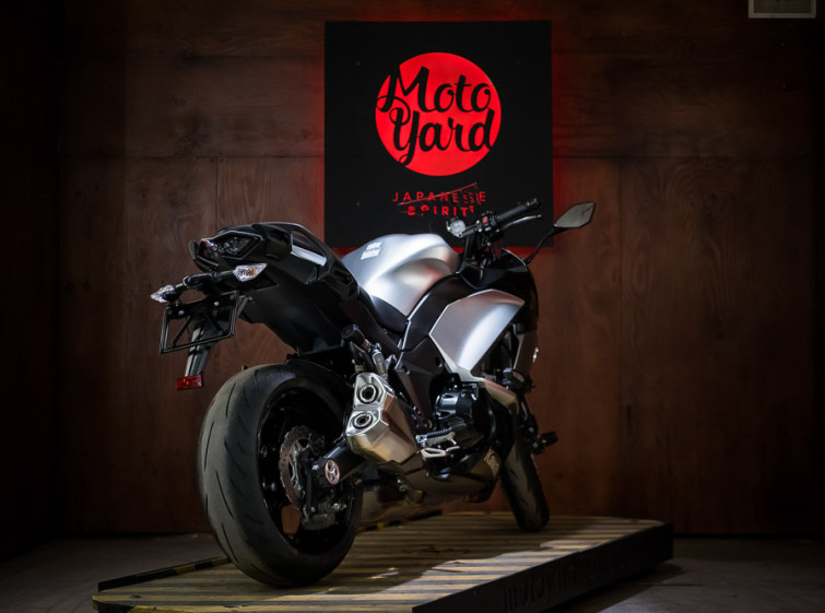 Мотоцикл Kawasaki Ninja Z1000SX ABS Traction Состояние нового с пробегом 22437 км