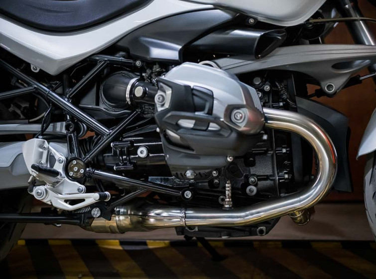 Мотоцикл BMW R1200R з пробігом 16407 км