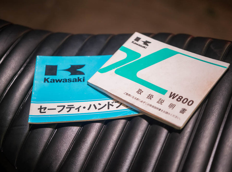 Мотоцикл Kawasaki W800 Состояние нового Инжектор с пробегом 11967 км