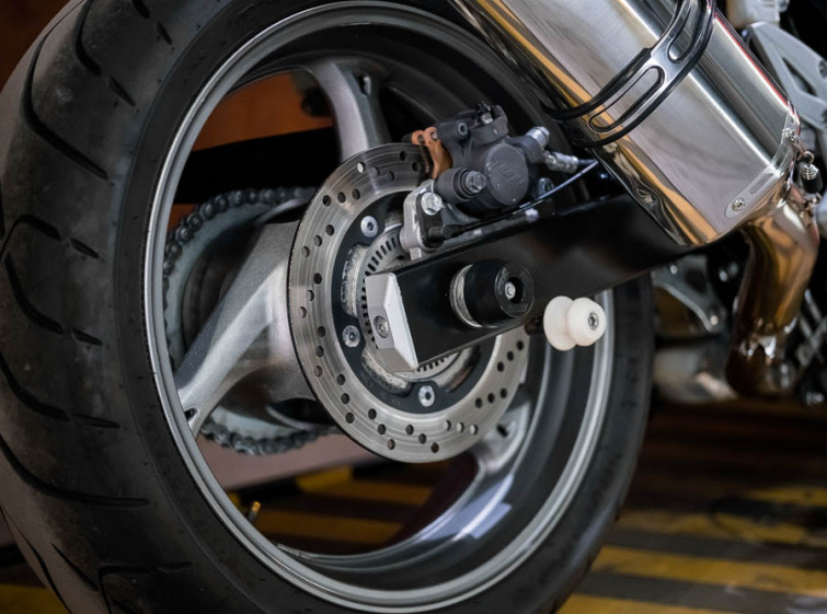 Мотоцикл Suzuki GSR 750 с пробегом 17758 км