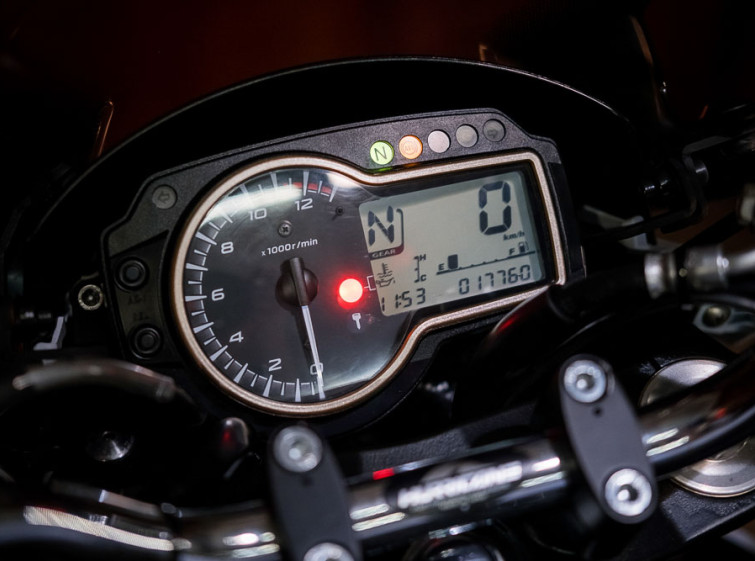 Мотоцикл Suzuki GSR 750 с пробегом 17758 км