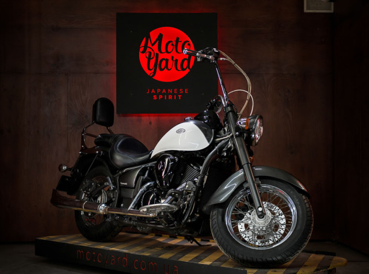 Мотоцикл Kawasaki Vulcan 900 Classic Состояние нового с пробегом 10415 км