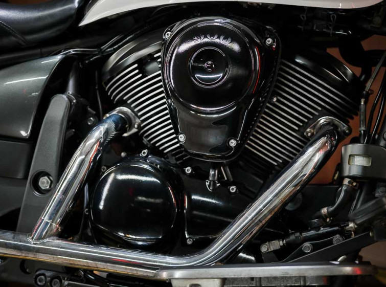 Мотоцикл Kawasaki Vulcan 900 Classic Состояние нового с пробегом 10415 км