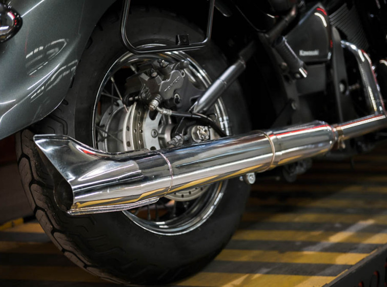 Мотоцикл Kawasaki Vulcan 900 Classic Состояние нового с пробегом 10415 км