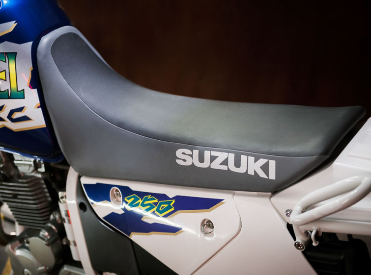 Мотоцикл Suzuki DJEBEL 250XC Состояние нового с пробегом 3498 км
