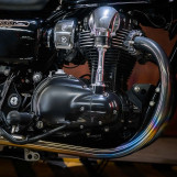 Мотоцикл Kawasaki W800 Chrome Edition Состояние нового Инжектор с пробегом 24192 км