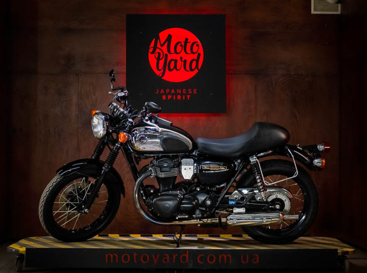 Мотоцикл Kawasaki W800 Chrome Edition Состояние нового Инжектор с пробегом 24192 км