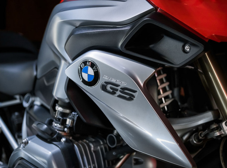 Мотоцикл BMW R1200GS Максимальная комлпектация с пробегом 19439 км