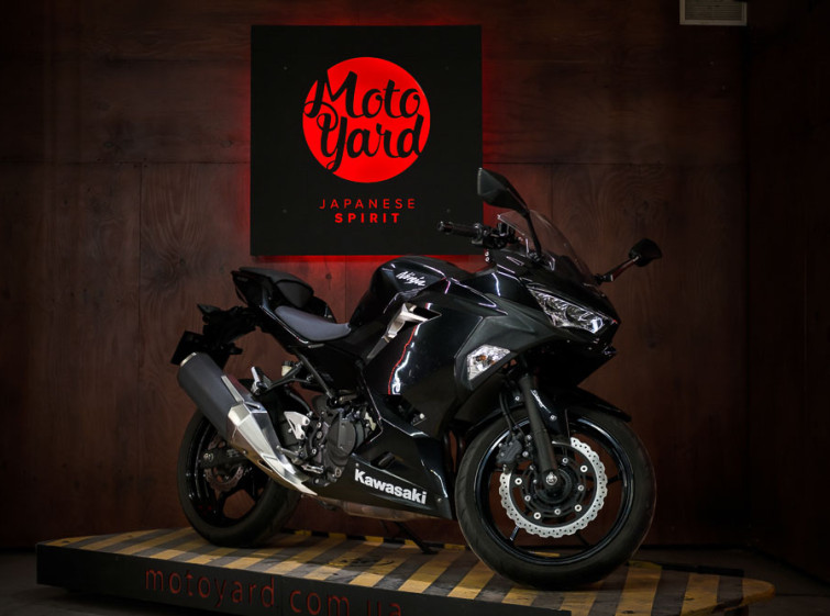 Мотоцикл Kawasaki Ninja 400 ABS с пробегом 11367 км