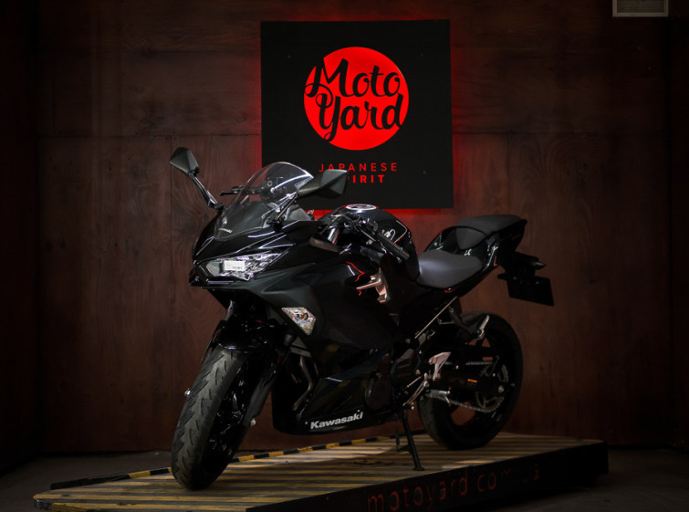 Мотоцикл Kawasaki Ninja 400 ABS с пробегом 11367 км