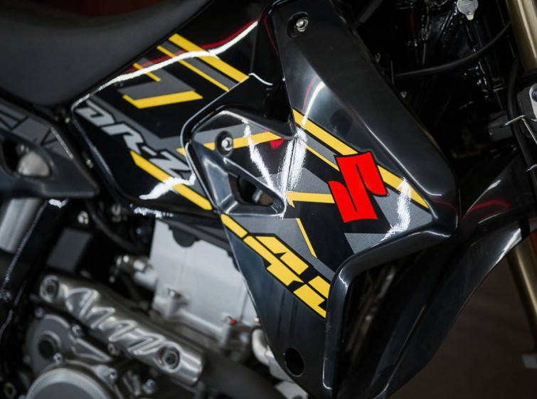 Мотоцикл Suzuki DR-Z400SM с пробегом 955 км