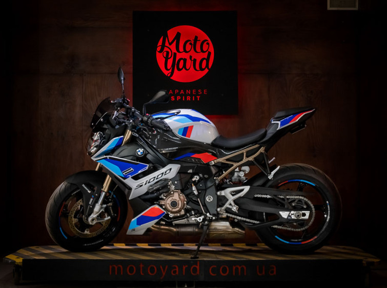 Мотоцикл BMW S1000R ABS Traction Официальный с пробегом 1833 км