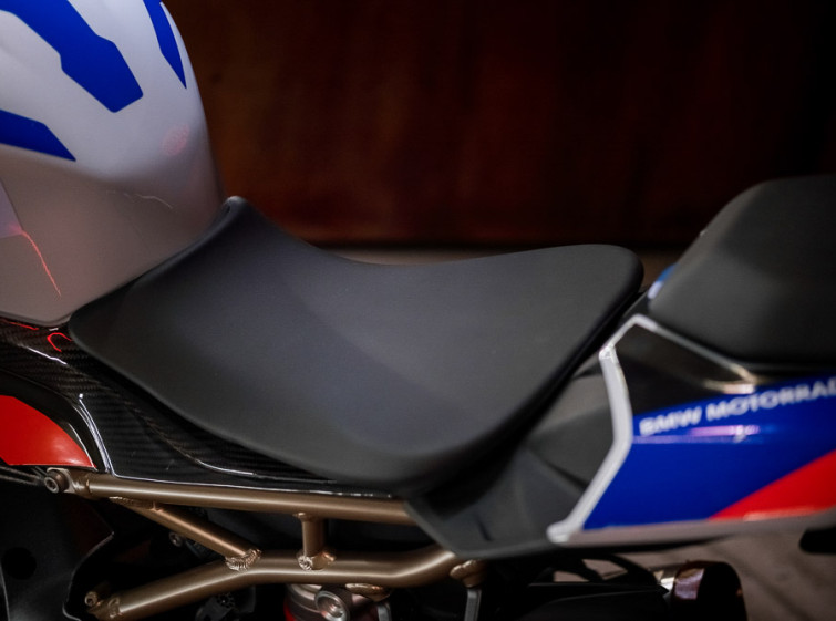 Мотоцикл BMW S1000R ABS Traction Официальный с пробегом 1833 км