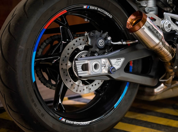 Мотоцикл BMW S1000R ABS Traction Официальный с пробегом 1833 км