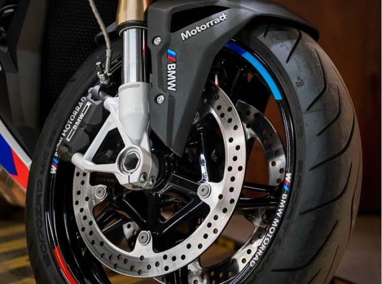 Мотоцикл BMW S1000R ABS Traction Официальный с пробегом 1833 км