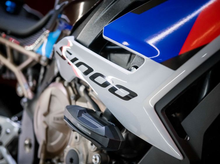 Мотоцикл BMW S1000R ABS Traction Официальный с пробегом 1833 км