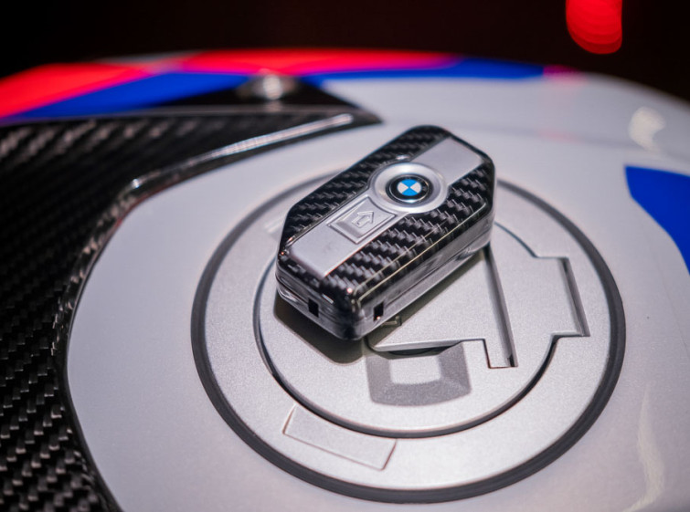 Мотоцикл BMW S1000R ABS Traction Официальный с пробегом 1833 км