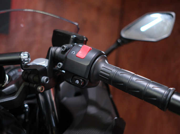 Мотоцикл Kawasaki Ninja 400 з пробігом 5305 км