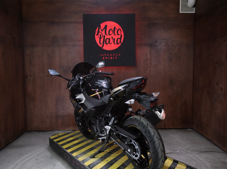 Мотоцикл Kawasaki Ninja 400 с пробегом 6818 км