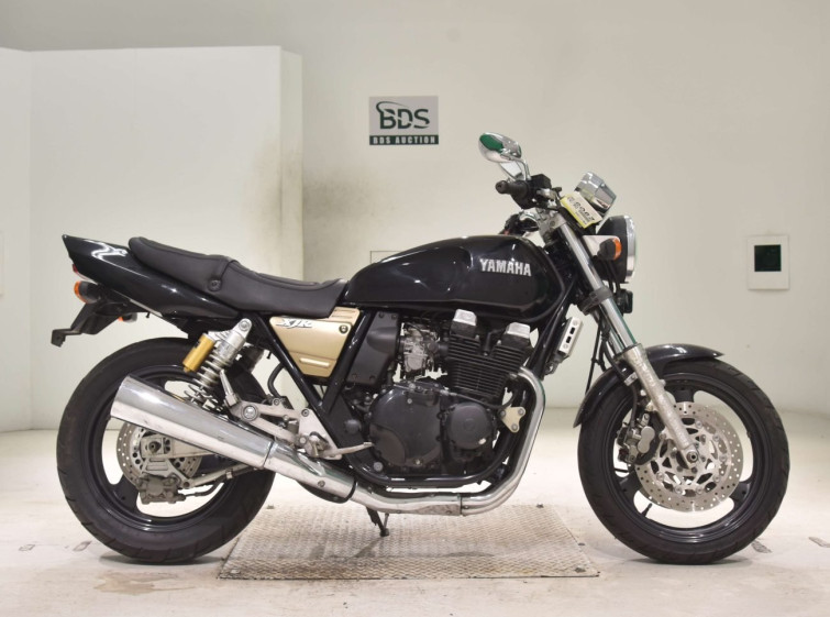 Мотоцикл Yamaha XJR400 з пробігом 17894 km