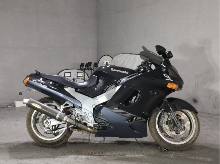 Мотоцикл Kawasaki ZZ-R1100 з пробігом 14624 km