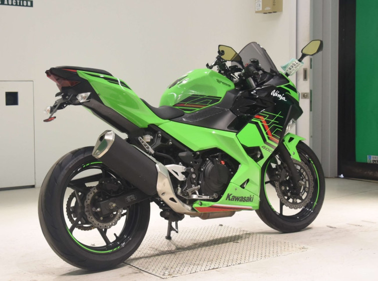 Мотоцикл Kawasaki NINJA400 з пробігом 17564 km з пробігом 17564 km