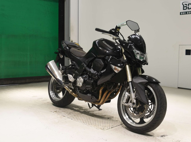 Мотоцикл Kawasaki Z1000 с пробегом 28172 km с пробегом 28172 km