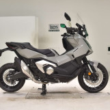 Мотоцикл Honda X-ADV750-2
