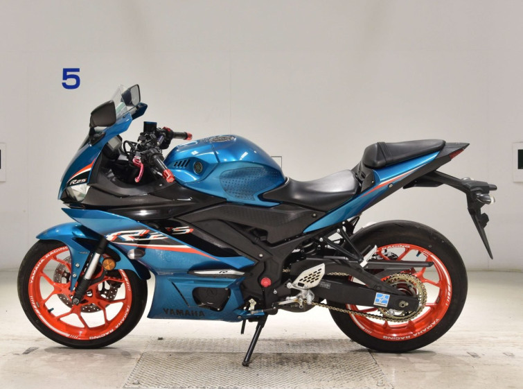 Мотоцикл Yamaha YZF-R25 з пробігом 30431 km з пробігом 30431 km