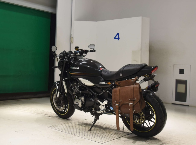 Мотоцикл Kawasaki Z900RS з пробігом 32043 km з пробігом 32043 km