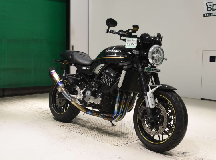 Мотоцикл Kawasaki Z900RS з пробігом 32043 km з пробігом 32043 km