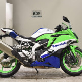Мотоцикл Kawasaki ZX-4RR с пробегом 2002 km