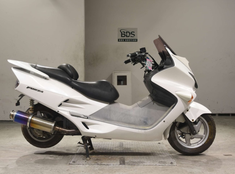 Мотоцикл Honda FORZA S с пробегом 1348 km