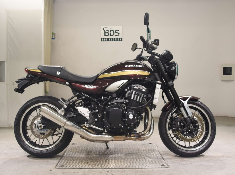 Мотоцикл Kawasaki Z900RS з пробігом 754 km