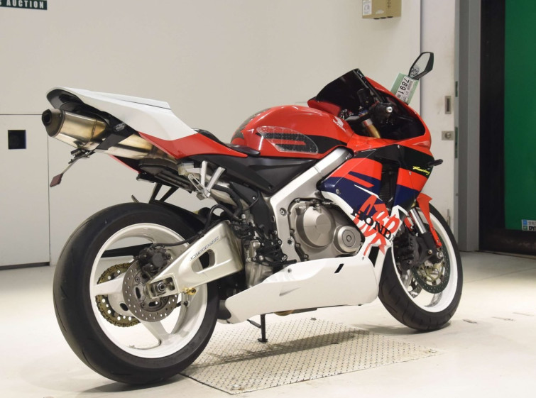 Мотоцикл Honda CBR600RR з пробігом 43992 km