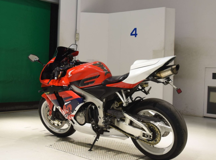 Мотоцикл Honda CBR600RR з пробігом 43992 km