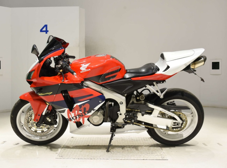 Мотоцикл Honda CBR600RR з пробігом 43992 km