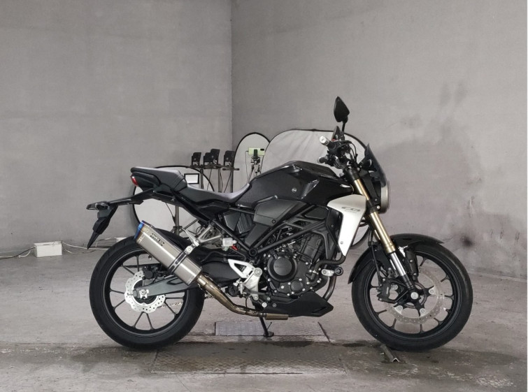 Мотоцикл Honda CB250R с пробегом 9561 km