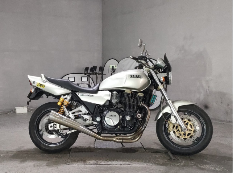 Мотоцикл Yamaha XJR1200 з пробігом 11458 km