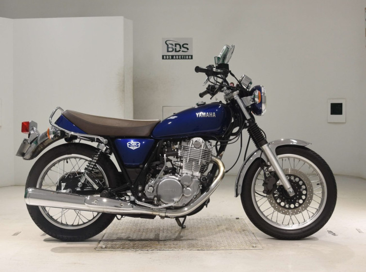 Мотоцикл Yamaha SR400 з пробігом 4716 km