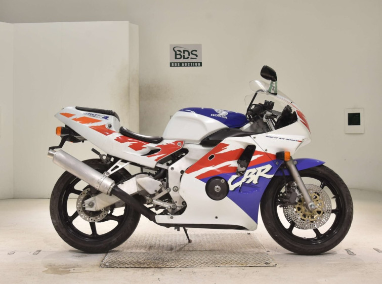 Мотоцикл Honda CBR250RR з пробігом 12509 km