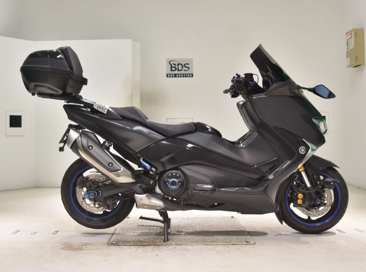 Мотоцикл Yamaha T-MAX530 с пробегом 18038 km