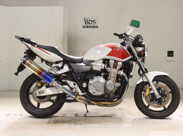 Мотоцикл Honda CB1300SF с пробегом 22527 km